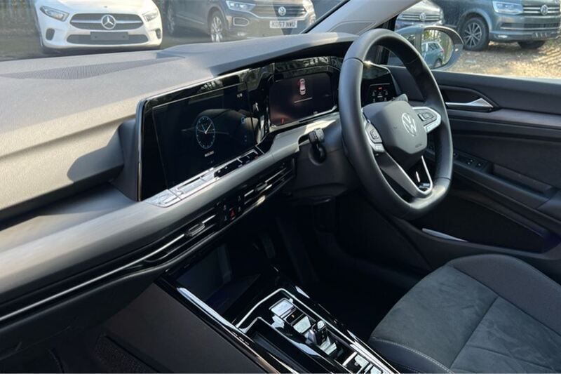 Image 2/4