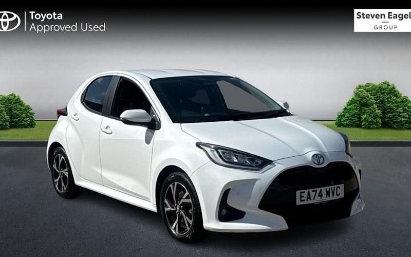 Used Toyota Yaris Hybrid Design 116 HP (85 kW) 2026 Hatchback