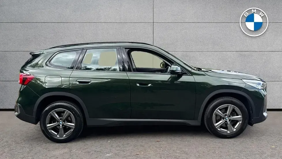 Used BMW X1 Sport Line 148 HP (108 kW) 2023 Green SUV