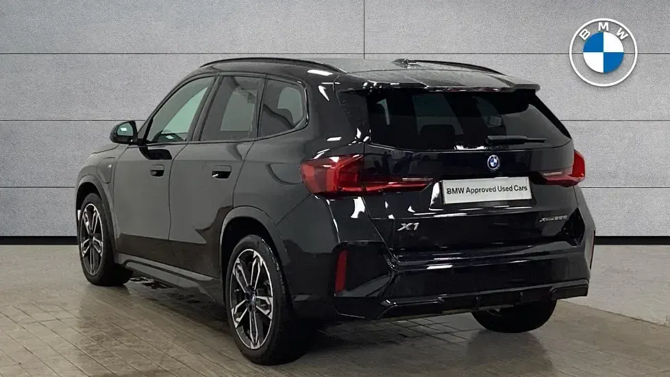 Używany BMW X1 M Sport 242 KM (177 kW) 2025 Czarny SUV