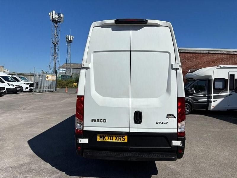 Used Iveco Daily 140 HP (102 kW) 2020 White Van