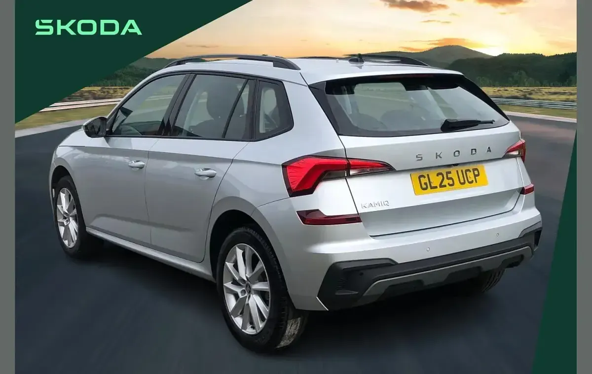 Begagnad Skoda Kamiq SE 115 HK (84 kW) 2025 Silver SUV