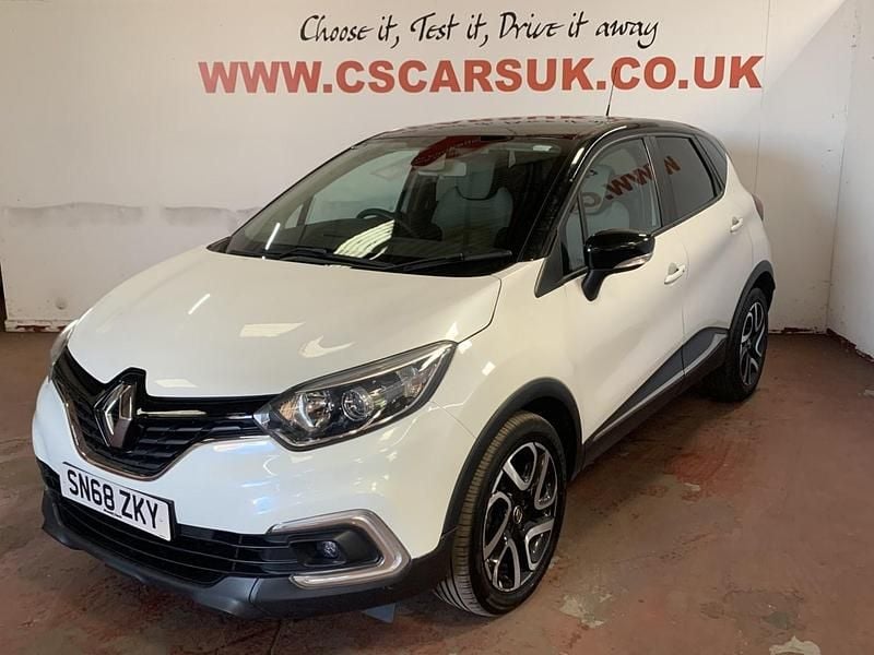 Used Renault Captur Iconic 2018 White SUV