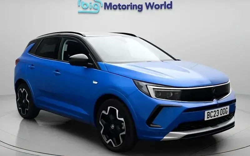 Used Vauxhall Grandland X Ultimate 131 HP (96 kW) 2023 Blue SUV