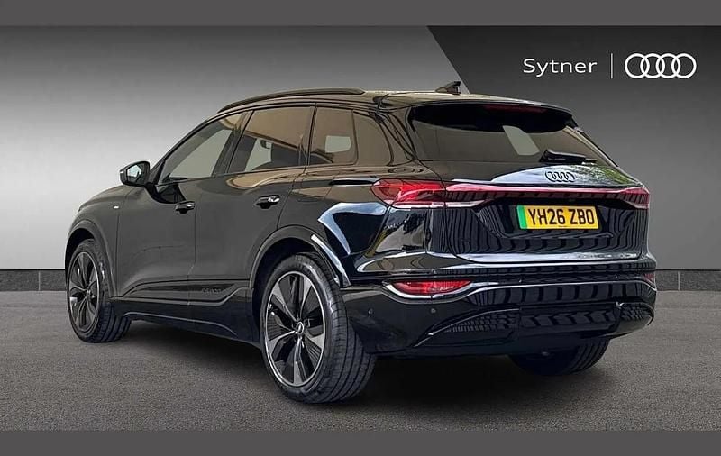 New Audi Q6 e-tron Comfort 182 kW (248 HP) 2026 Black SUV