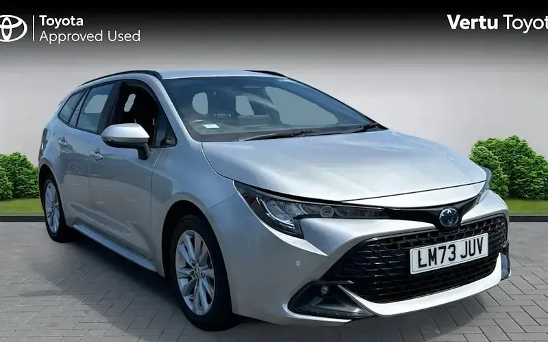 Used Toyota Corolla 140 HP (102 kW) 2026 Estate