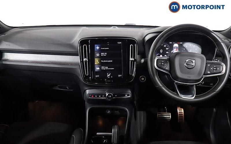 Used 2021 Volvo XC40 R-Design SUV | £20,199 (Super price) - Image 1/4