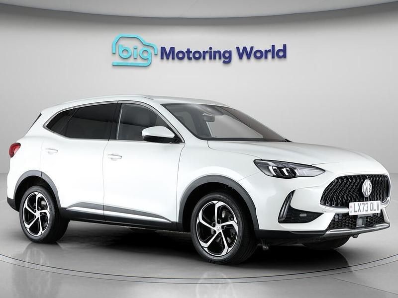 White Used 2023 MG HS Trophy SUV | £16,900 (Good price) - Image 1/4