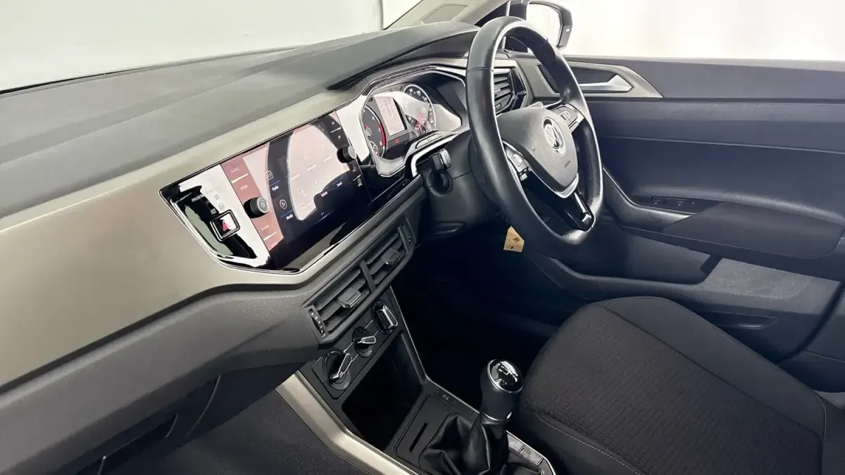 Usado VW Polo Match 80 HP (58 kW) 2021 Cinzento Citadino