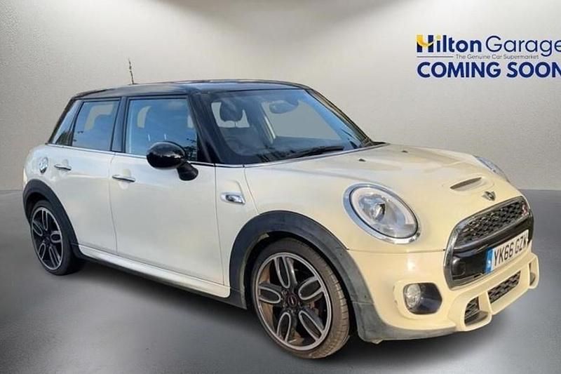 Used 2016 Mini Cooper S Hatchback | £11,650 (Expensive) - Image 1/1