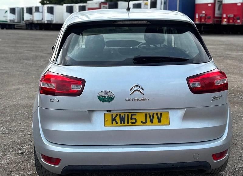 Used Citroën C4 Picasso Exclusive 2015 Silver MPV