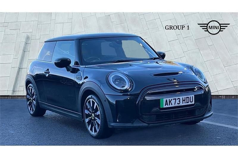 Midnight black ii Used 2023 Mini Cooper S Level 3 Hatchback | £20,475 (Expensive) - Image 1/4