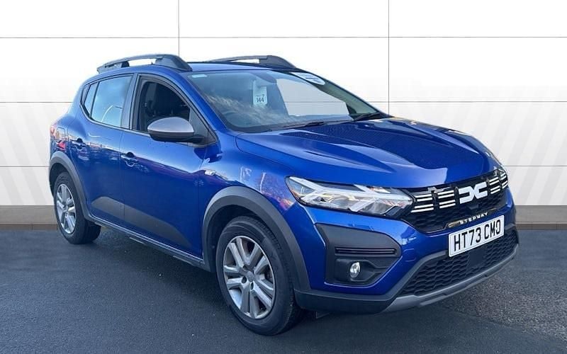 Used 2025 Dacia Sandero Expression Hatchback | £10,048 (Good price) - Image 1/4