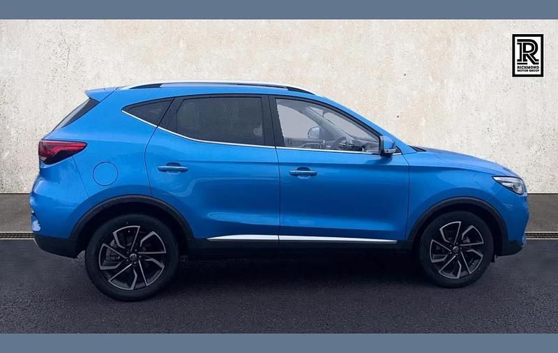 Used MG ZS Exclusive 111 HP (81 kW) 2023 Blue SUV