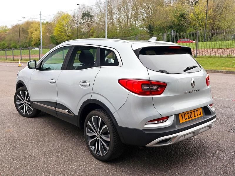 Begagnad Renault Kadjar Version S 140 HK (102 kW) 2020 Grå SUV