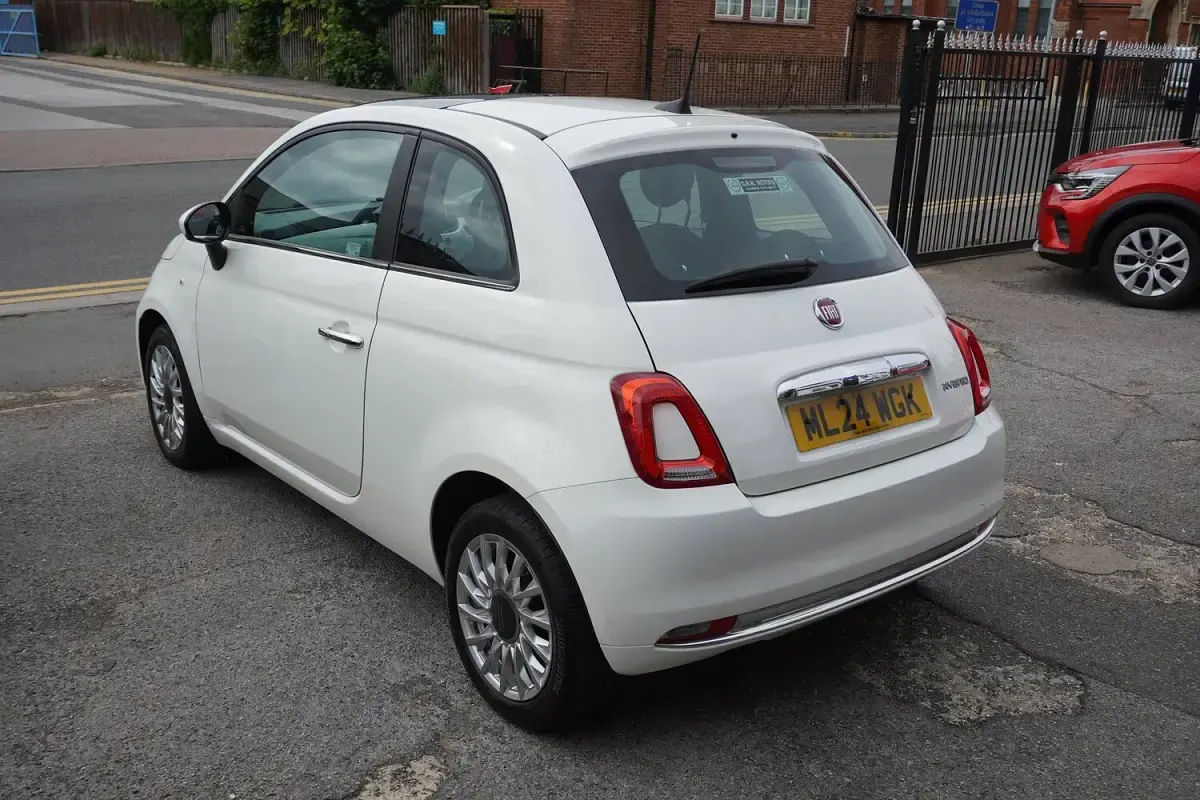Used Fiat 500 2024 White Hatchback