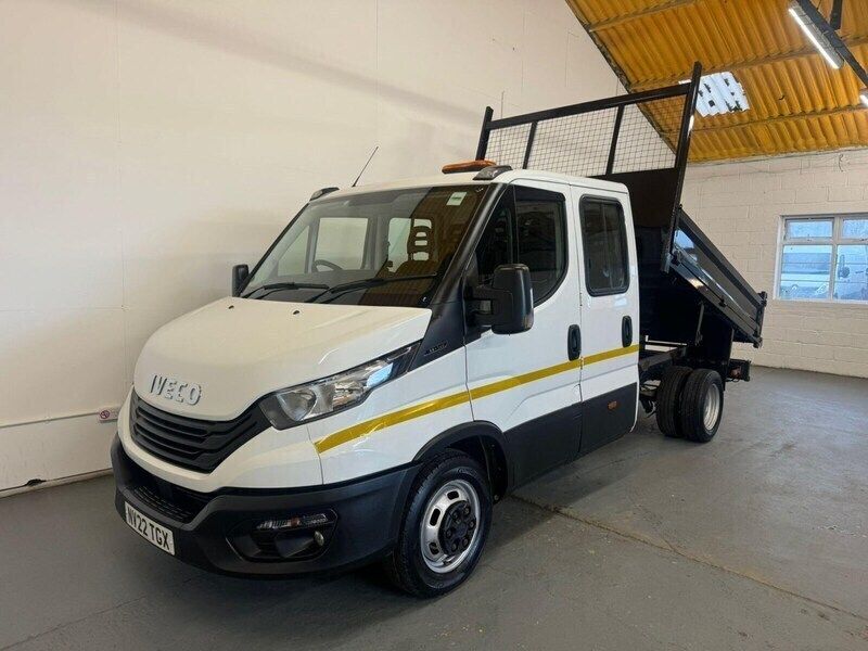 White Used 2022 Iveco Daily | £24,490 (Expensive) - Image 1/4