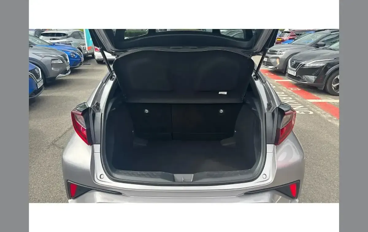 Used Toyota C-HR Design 122 HP (89 kW) 2021 Silver SUV