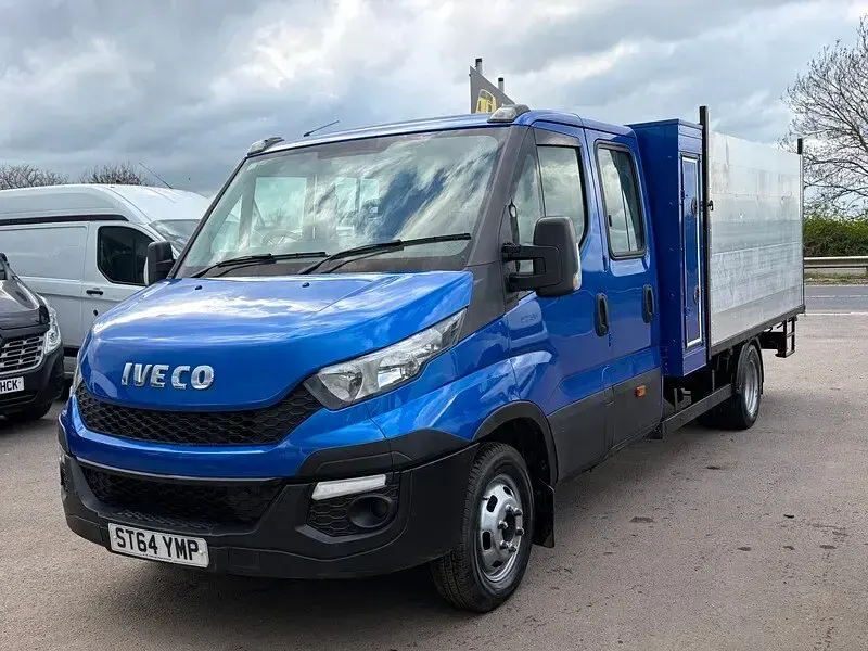 Used Iveco Daily 150 HP (110 kW) 2015 Blue