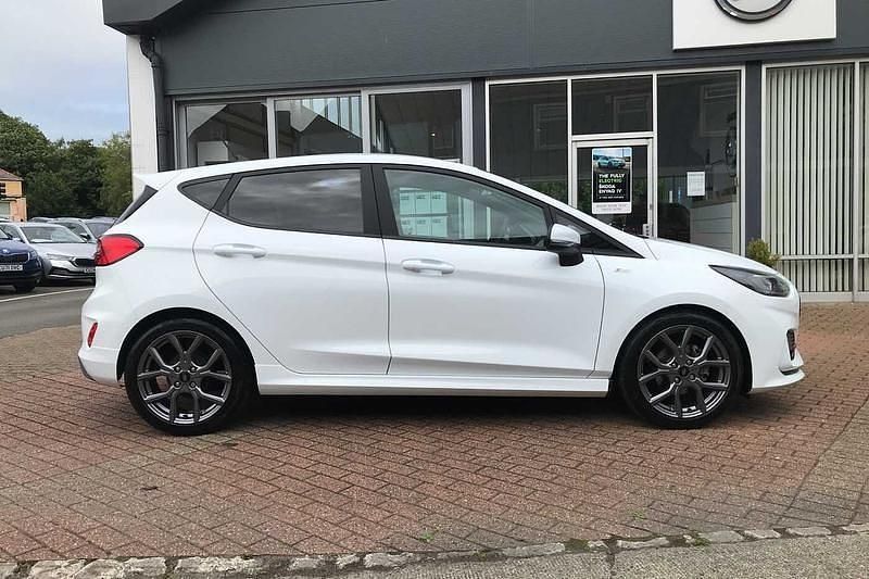 Used Ford Fiesta ST-Line 155 HP (114 kW) 2023 White Hatchback