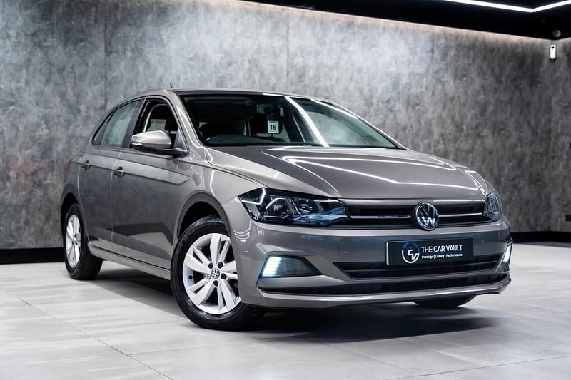 Used VW Polo SE 65 HP (47 kW) 2019 Grey Hatchback