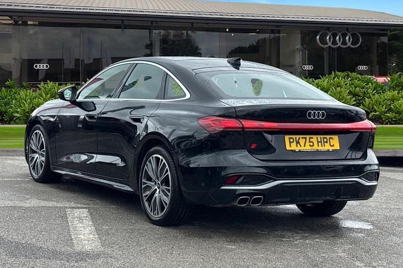 Begagnad Audi A5 S-Line 204 HK (150 kW) 2024 Grå Sedan