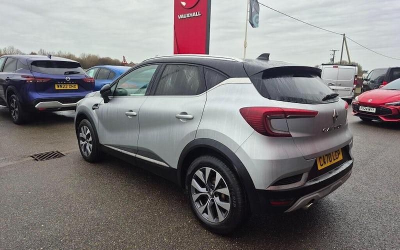 Used Renault Captur Version S 131 HP (96 kW) 2020 Grey SUV