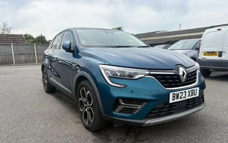 Used Renault Arkana Techno 143 HP (105 kW) 2023 SUV