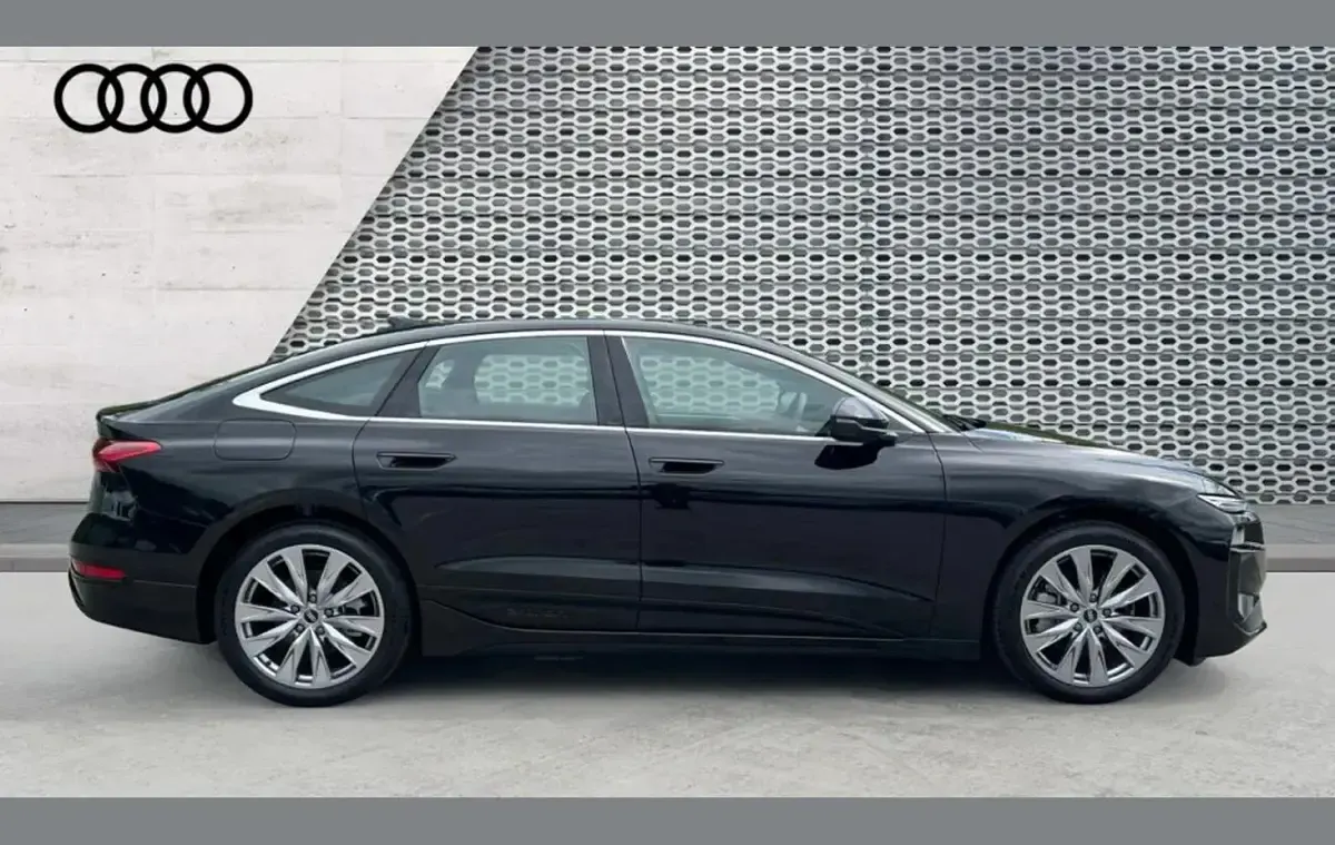 New Audi A6 e-tron Sport 206 kW (281 HP) 2025 Black Hatchback