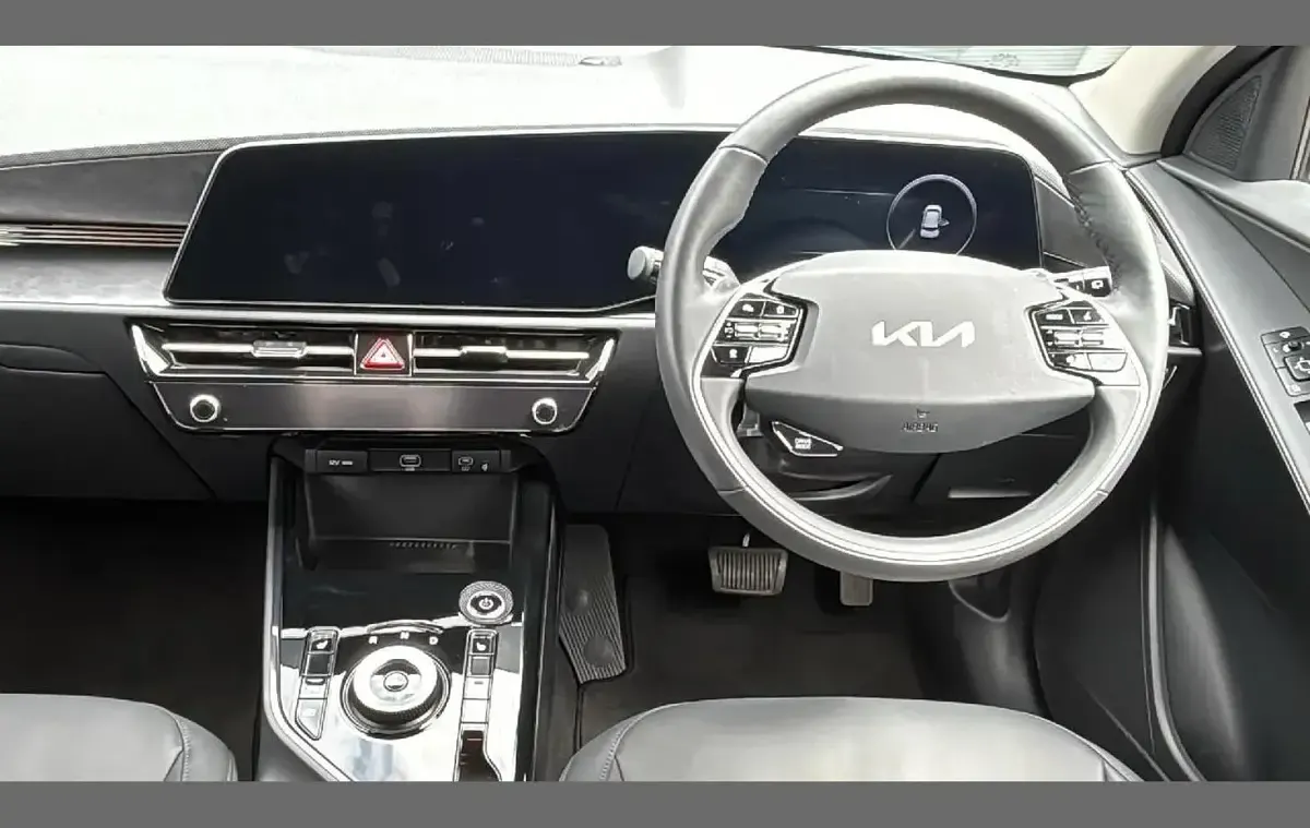 Used Kia e-Niro 150 kW (204 HP) 2024 Blue SUV