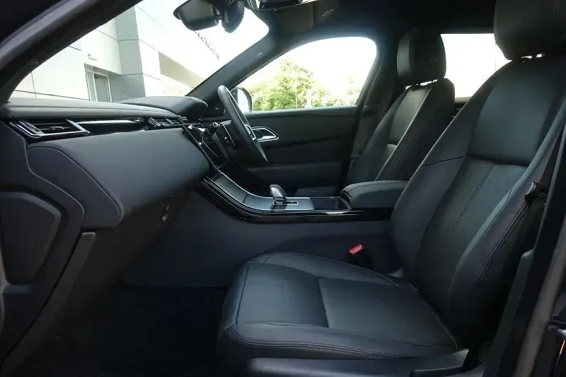 Used Land Rover Range Rover Velar SE Dynamic 204 HP (150 kW) 2025 Black SUV
