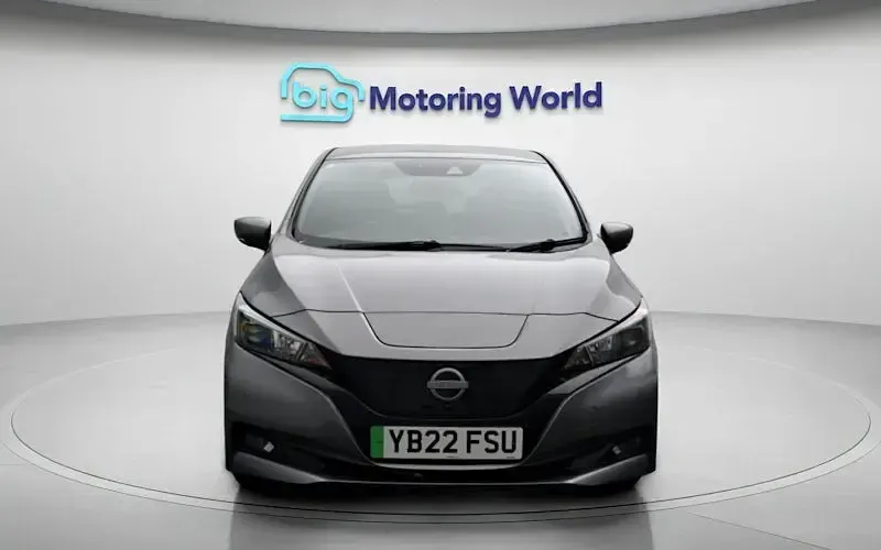 Used Nissan Leaf N-Connecta 110 kW (150 HP) 2025 Hatchback