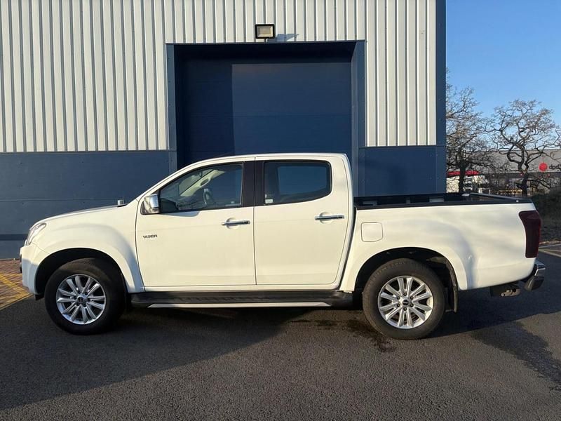 Second-hand Isuzu D-Max 164 CP (120 kW) 2019 Alb Pickup