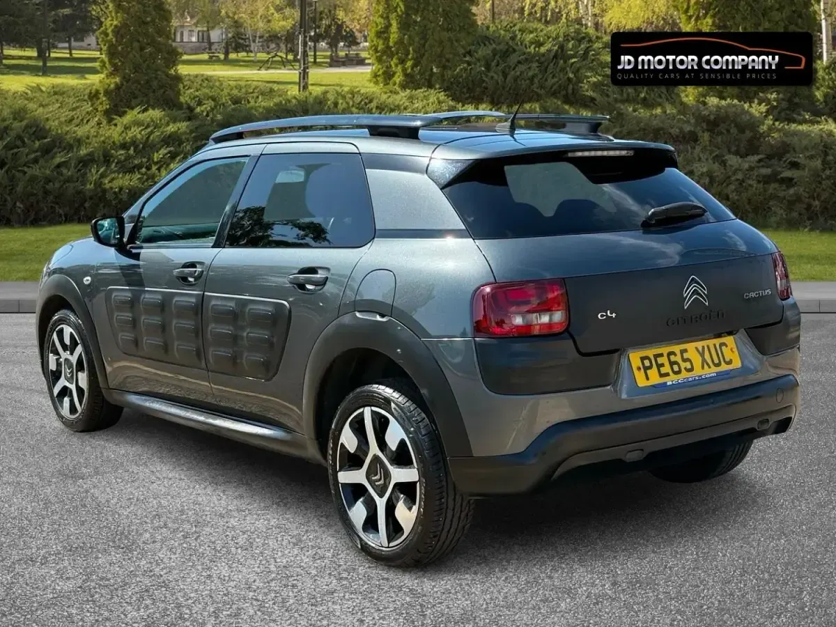 Used Citroën C4 Cactus Flair 100 HP (73 kW) 2015 Grey Hatchback