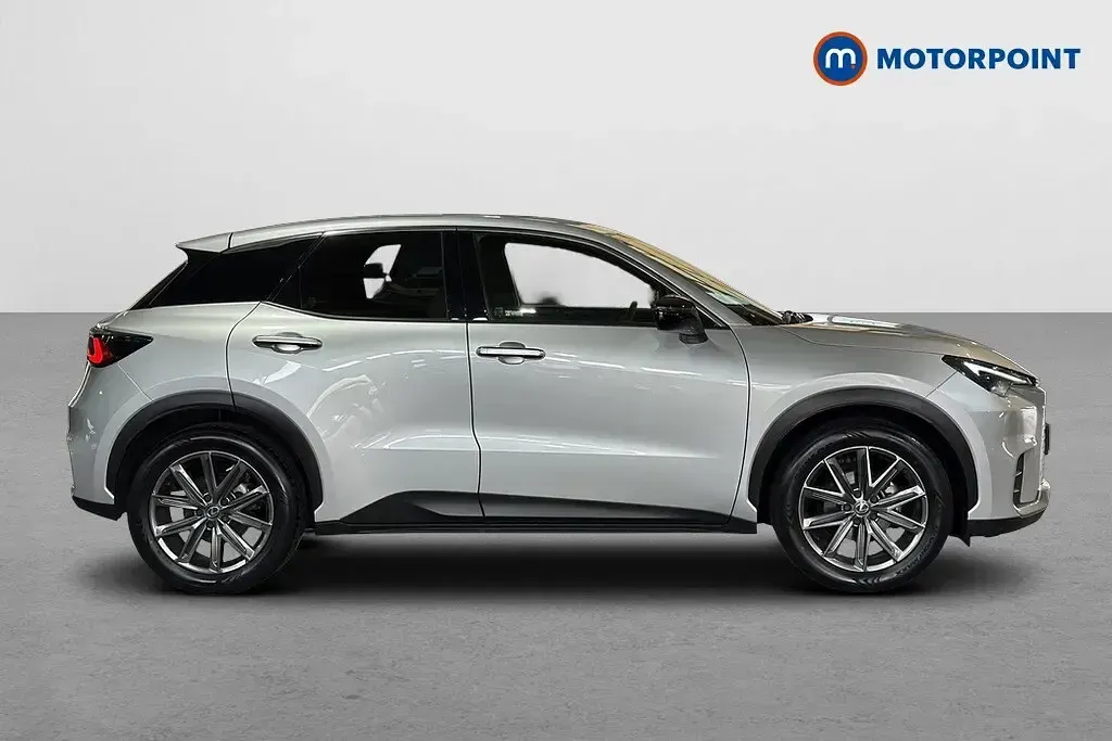 Used Lexus LBX 136 HP (100 kW) 2024 Silver SUV