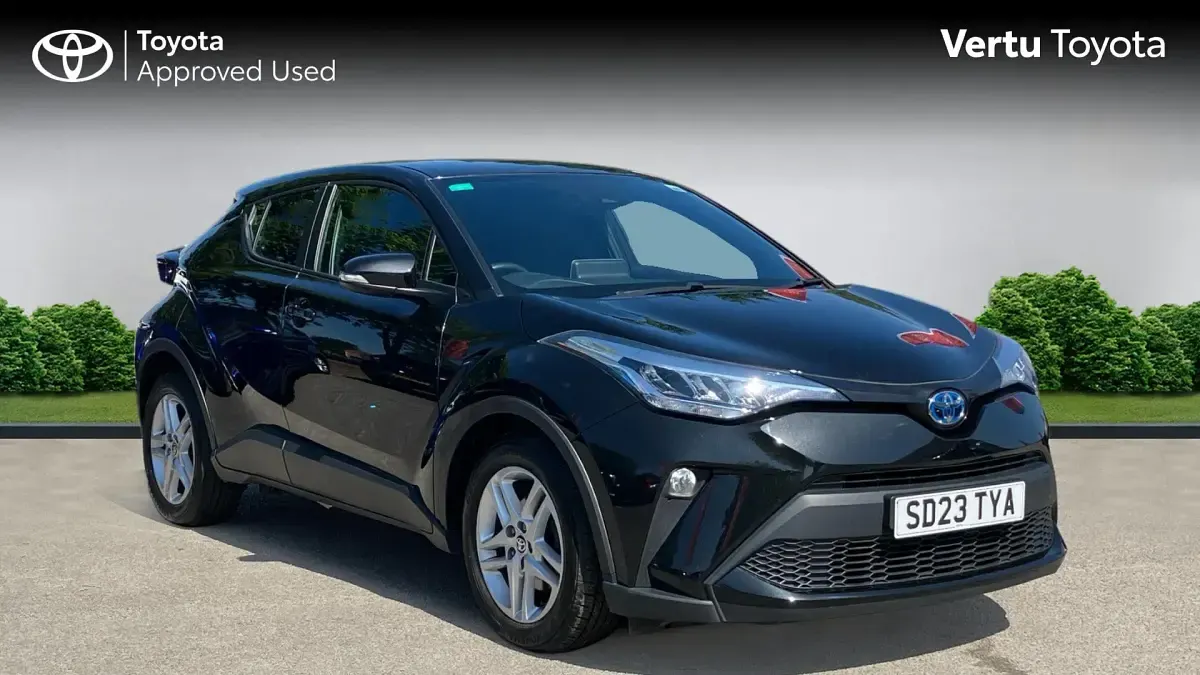 Used Toyota C-HR 122 HP (89 kW) 2023 SUV