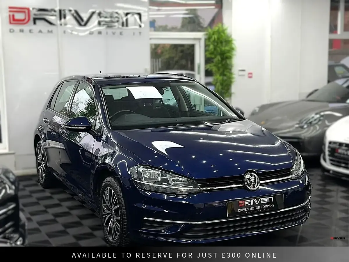 Used VW Golf VII SE 2018 Blue Hatchback