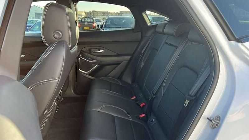Used Jaguar E-Pace R-Dynamic 204 HP (150 kW) 2024 White SUV