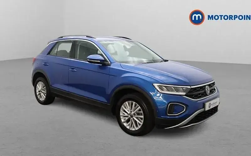 Used VW T-Roc Life 110 HP (80 kW) 2023 SUV