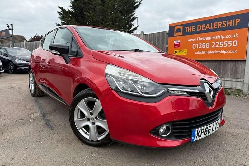 Red Used 2016 Renault Clio IV Dynamique Hatchback | £6,590 (Fair price) - Image 1/1