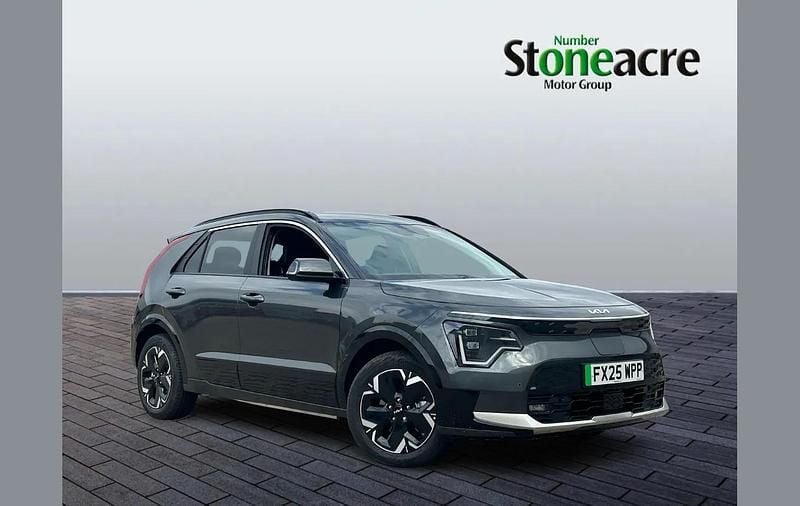 Grey New 2025 Kia e-Niro SUV | £25,995 (Fair price) - Image 1/4
