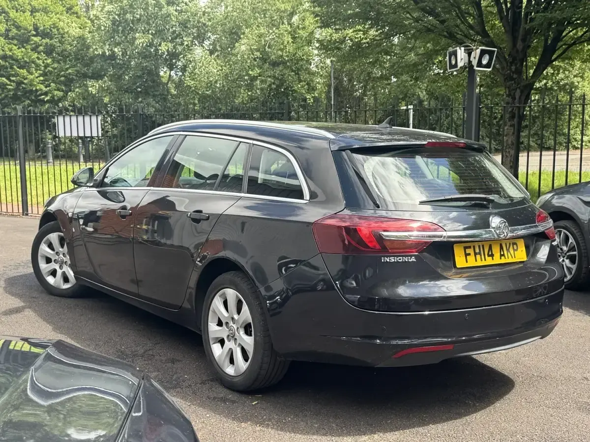 Used Vauxhall Insignia 2014 Black Estate