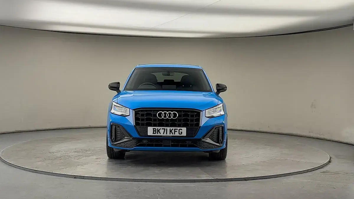 Used Audi Q2 Black Edition 150 HP (110 kW) 2021 Turbo blue/turbo blue SUV