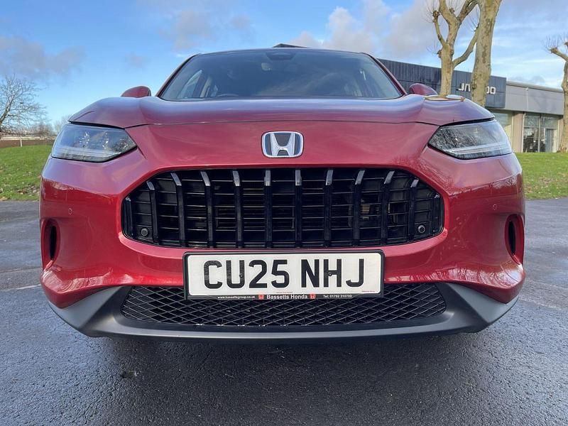 Used Honda ZR-V Elegance 181 HP (133 kW) 2025 Red SUV