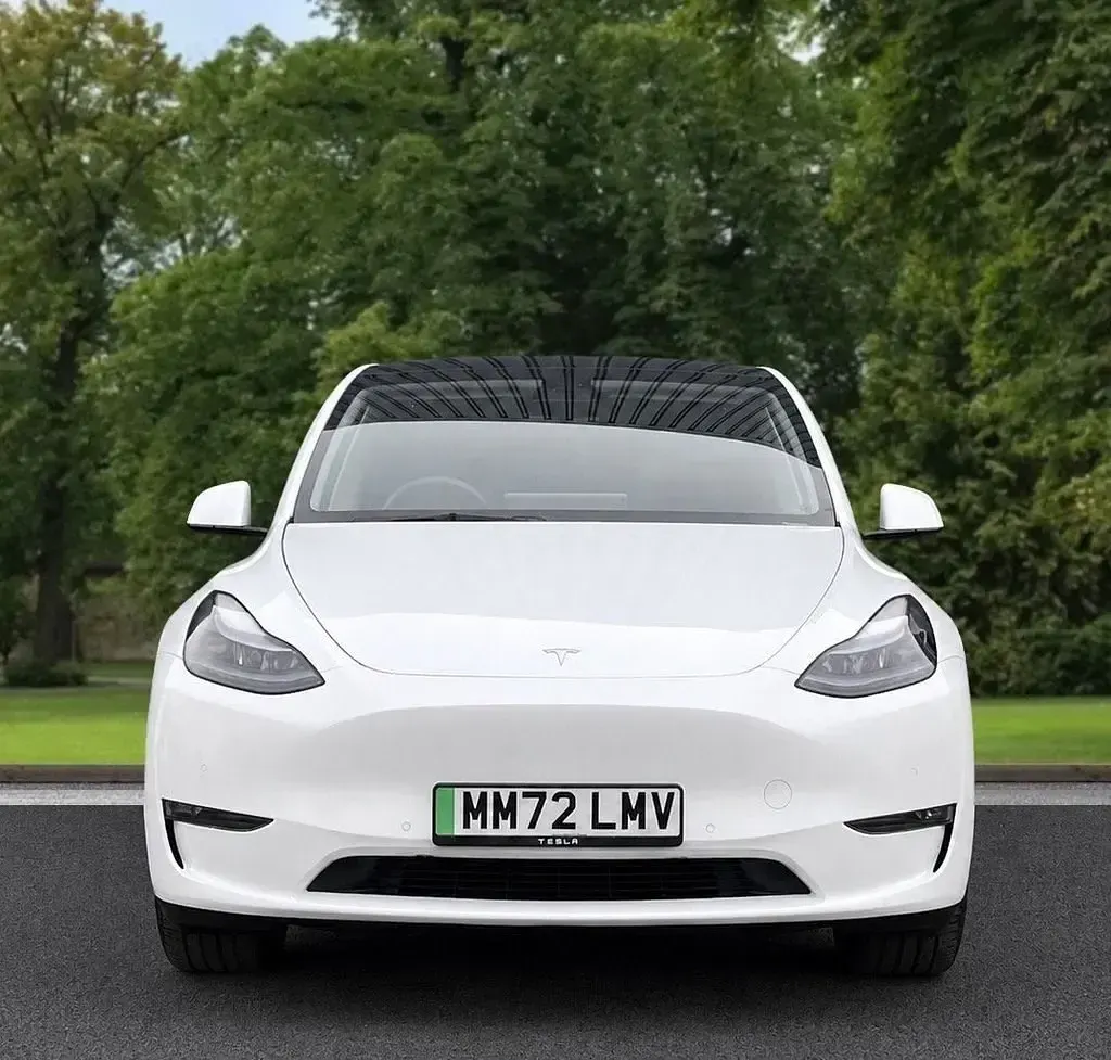 Usado Tesla Model Y 282 kW (384 HP) 2022 Branco SUV