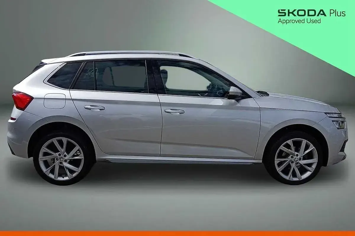 Used Skoda Kamiq SE L Executive 110 HP (80 kW) 2023 Brilliant silver metallic SUV