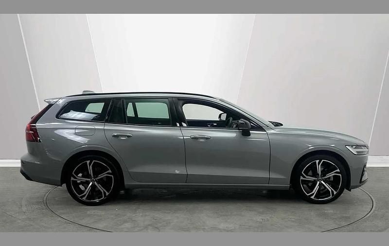 Used Volvo V60 Plus 194 HP (142 kW) 2025 Grey Estate