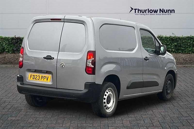 Used Vauxhall Combo S 100 HP (73 kW) 2023 Grey Van