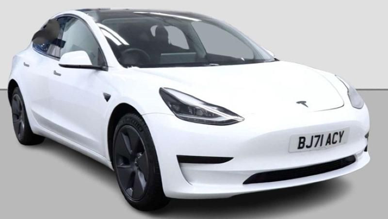 White Used 2021 Tesla Model 3 Standard Range Sedan | £14,167 (Super price) - Image 1/1