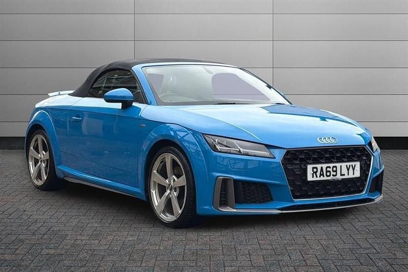 Used Audi TT S-Line 197 HP (144 kW) 2019 Blue Cabriolet